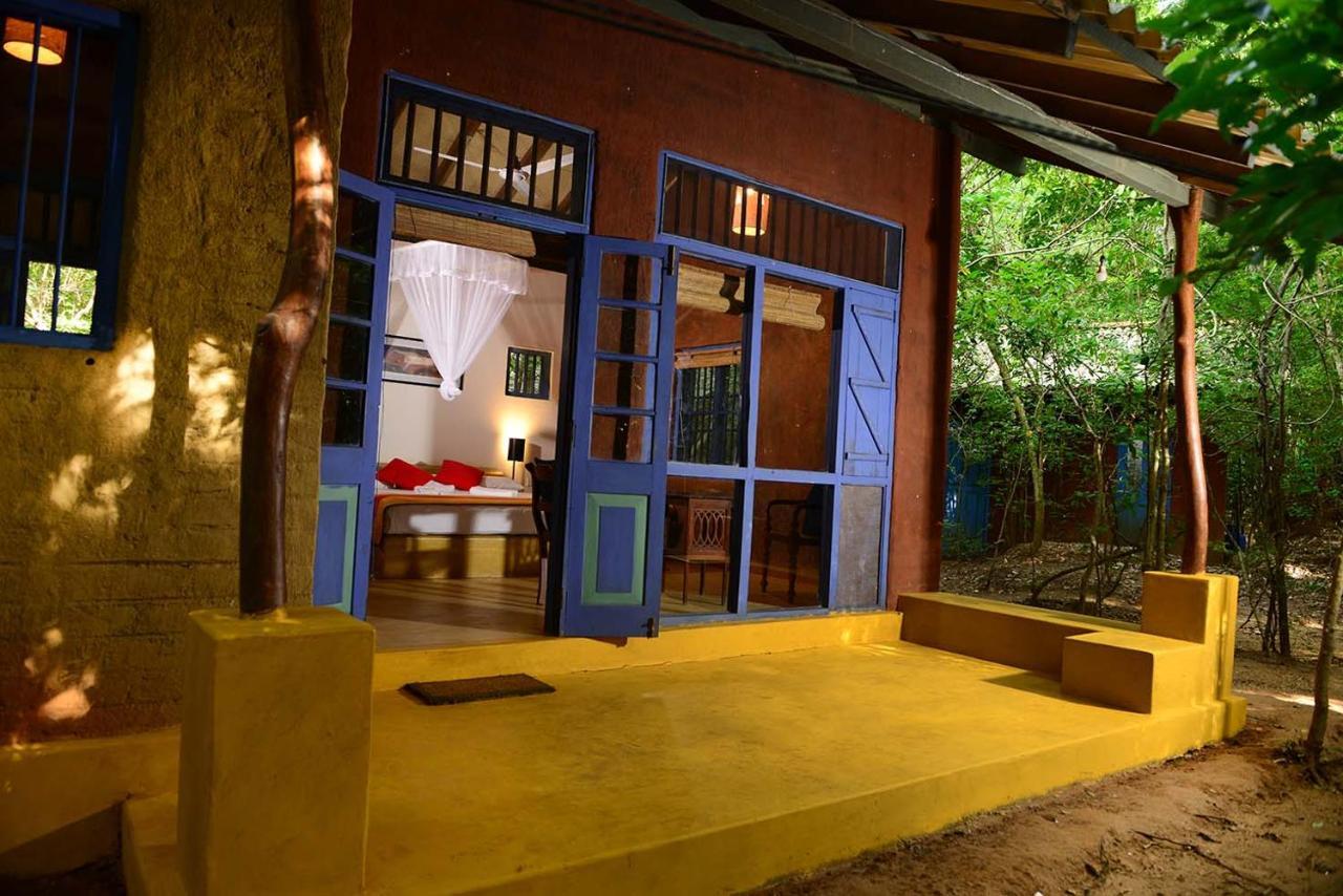 Back Of Beyond - Pidurangala Sigiriya